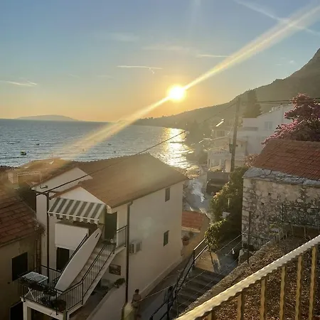 Διαμέρισμα House Buinac *