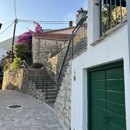 House Buinac Διαμέρισμα *