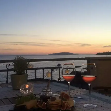 Διαμέρισμα House Buinac *