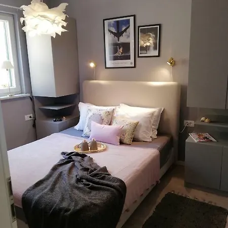 Διαμέρισμα House Buinac